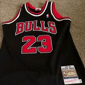 Chicago Bulls Michael Jordan Jersey 1997-1998